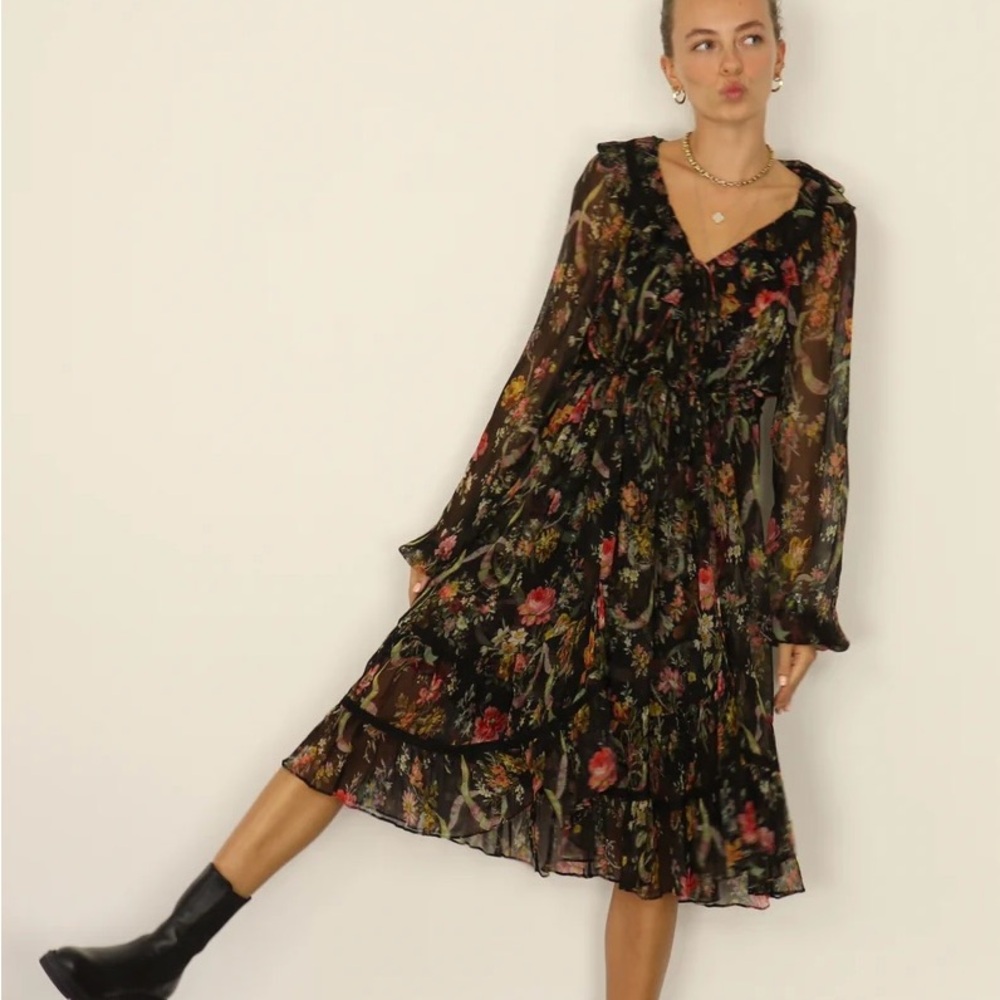 Needle & Thread Dress, Size 6, Excellent Condition.